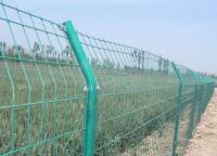 焊接網(wǎng)隔離柵是什么類型的護(hù)欄網(wǎng)？