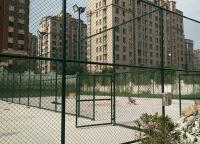 為什么體育場(chǎng)圍網(wǎng)高度越高價(jià)格越便宜？