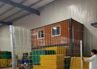 淺談鍍鋅護欄網立柱的優(yōu)點。