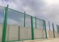 護欄網斜方網孔和菱形網孔的區(qū)別？